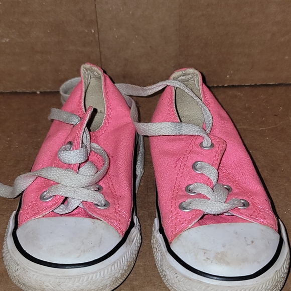 Kids Converse Hot Pink Canvas Sneakers - Picture 1 of 5